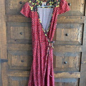 Patterned wrap dress